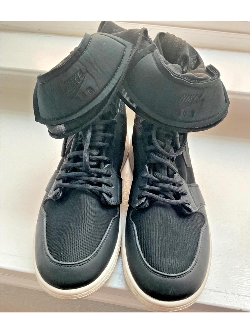 Air Jordan 1 explorer xx black phantom- women’s 9